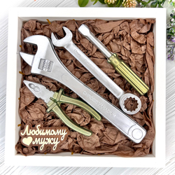 Шоколадные инструменты 2D с надписью