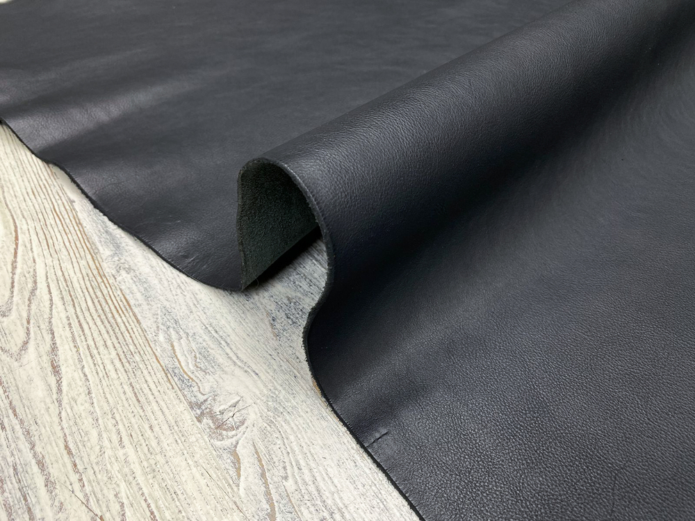 Vacchetta Extrella Dark Blue (1,6-1,8 мм), цв. Cиний, кожа