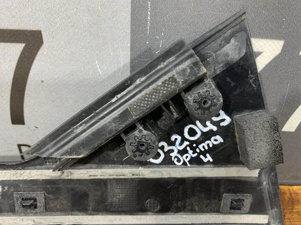 Накладка двери задней левой Kia Optima 4 (JF) 16-20 Б/У Оригинал 83270D4000