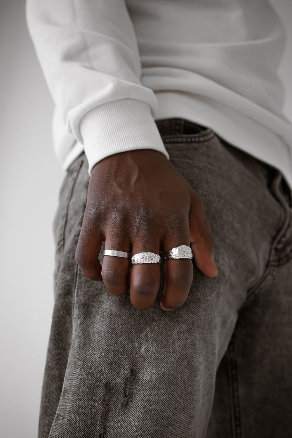 Дутое кольцо Art