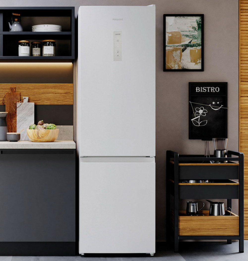 Двухкамерный холодильник Hotpoint HT 5200 W