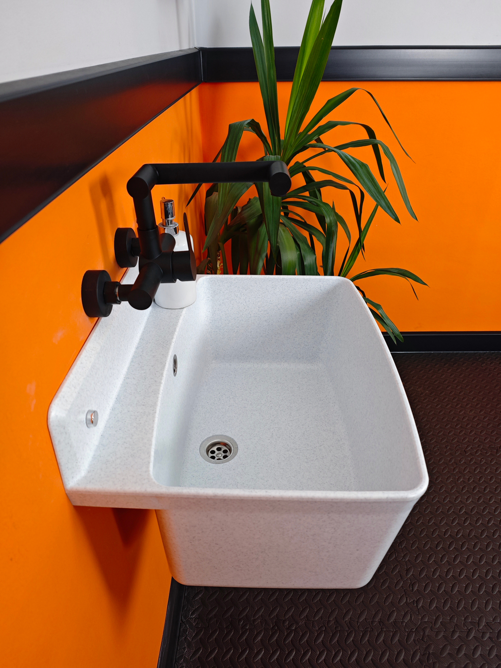 Пластиковая техническая раковина PRO MAX WHITE