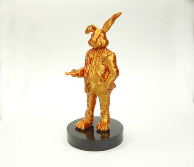 Новогодняя статуэтка "Деловой кролик"