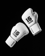 Безопасные перчатки для спарринга Ultimatum Boxing Белые