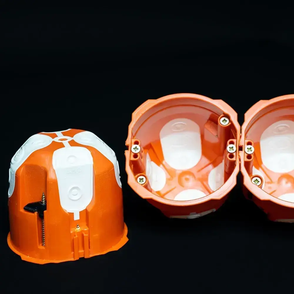 Подрозетник. Коробка установочная универсальная 73х65