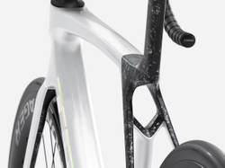 Арт 5337955 Велосипед MADONE SL 6 M бел - дымч