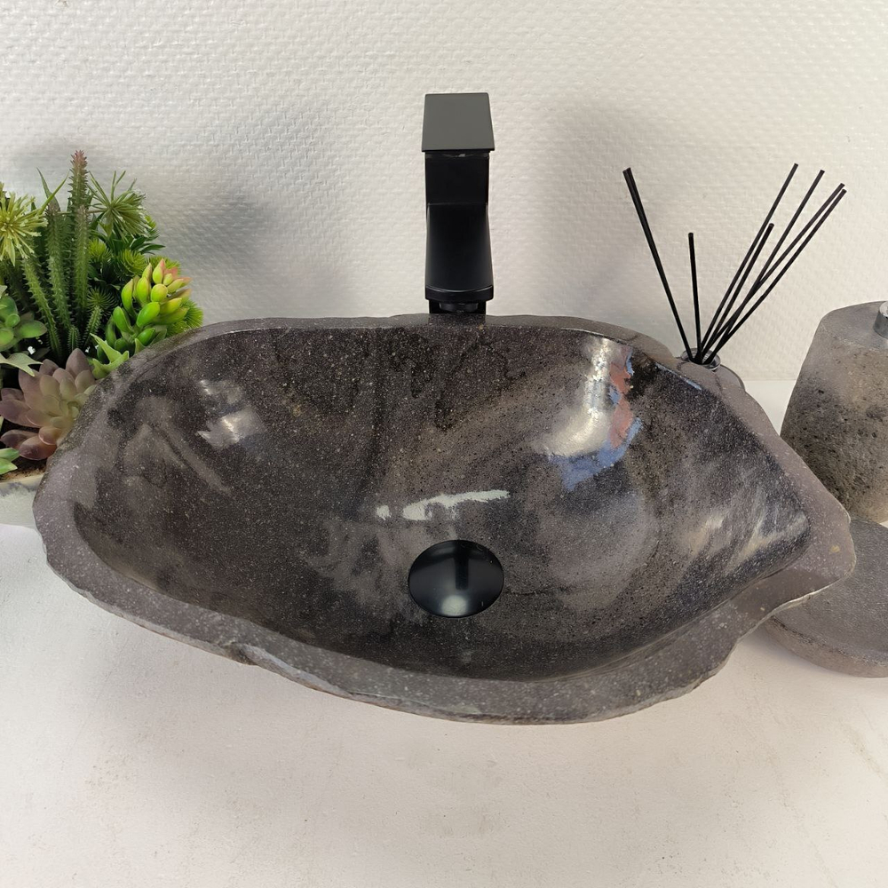 Раковина из речного камня RS-65205 44*34*15 0856