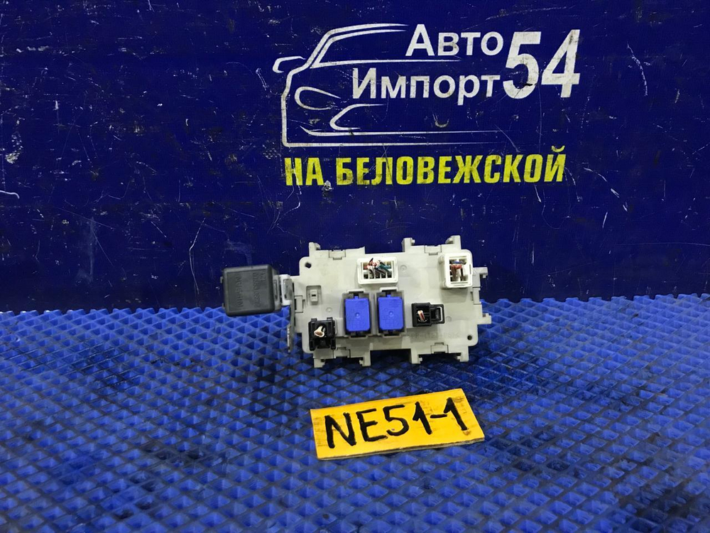 Блок предохранителей салонный NISSAN ELGRAND 2005