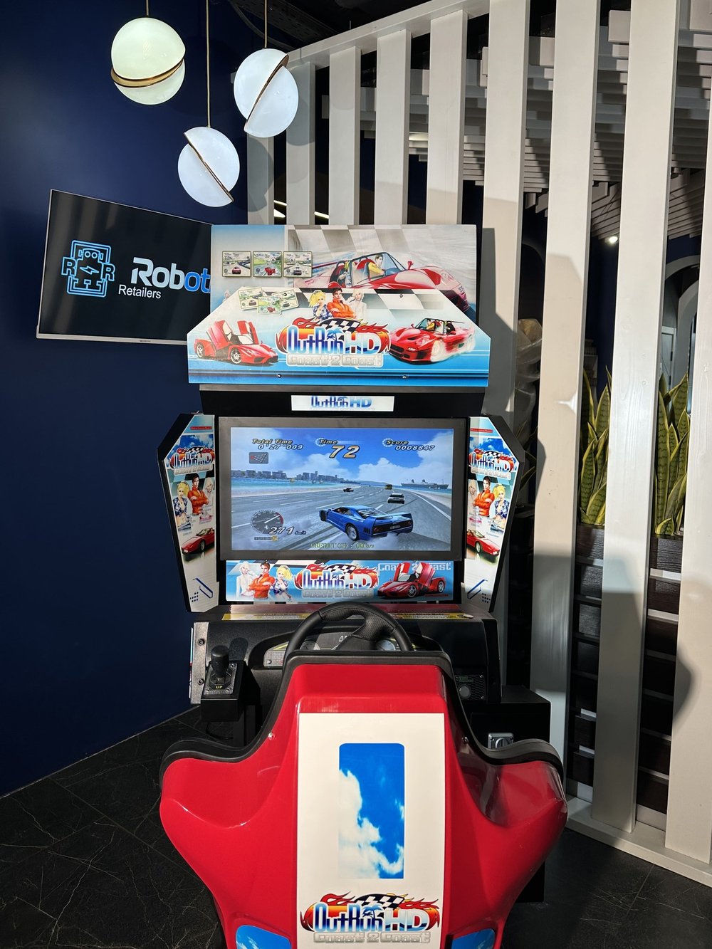 Гоночный симулятор «OutRun»