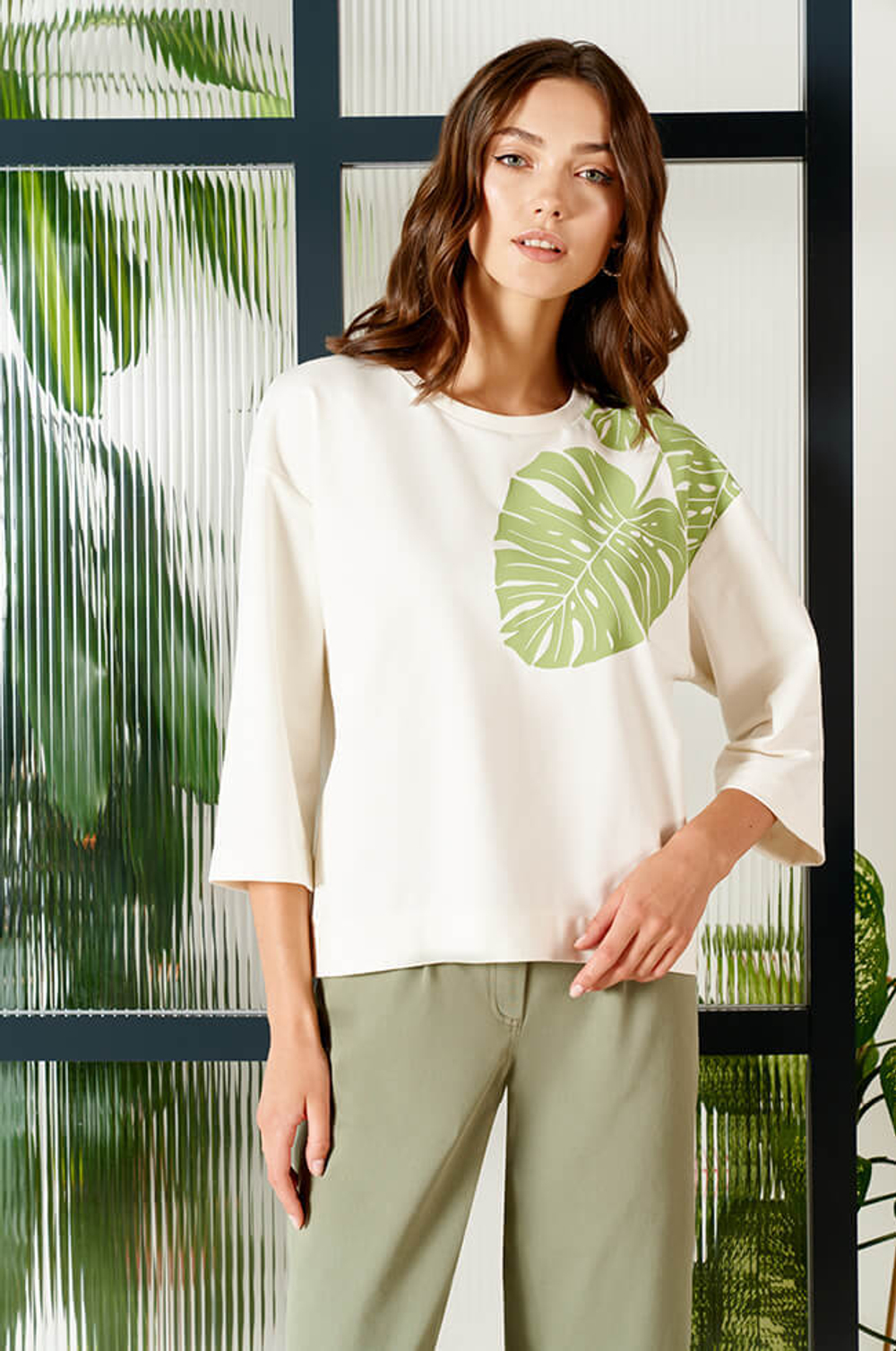 22681 Джемпер женский (молочный)