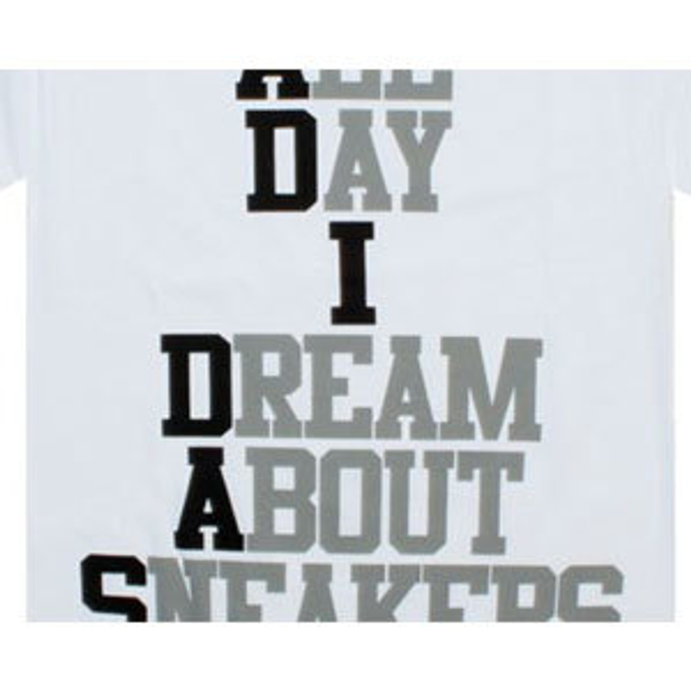 Футболка Sneaktip All Day I Dream About Sneakers белая принт на груди