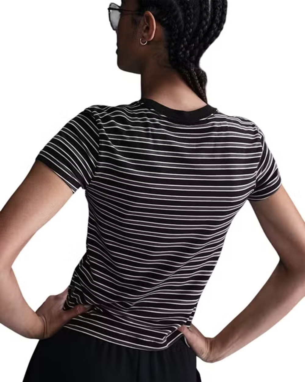 HF9524-010 Футболка Nike Sportswear Chill Knit Tee Pnx W