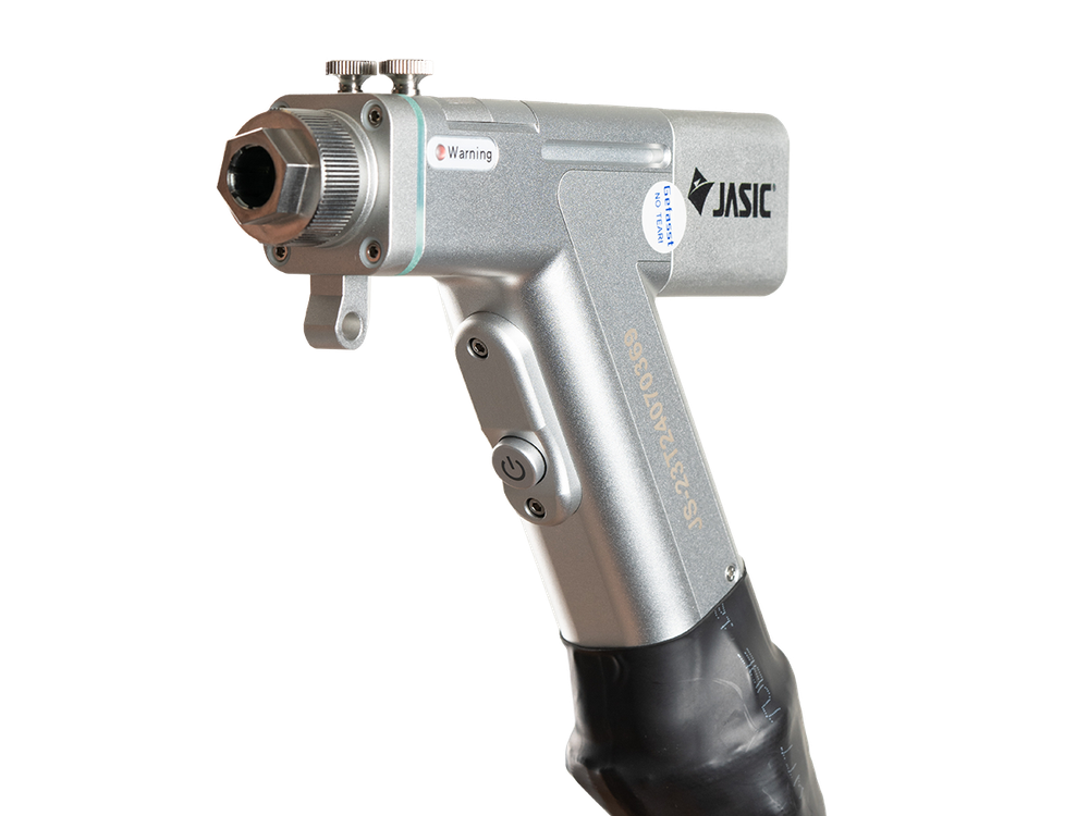 АППАРАТ ДЛЯ РУЧНОЙ ЛАЗЕРНОЙ СВАРКИ, РЕЗКИ И ЧИСТКИ LASER WELD 2000 3.0