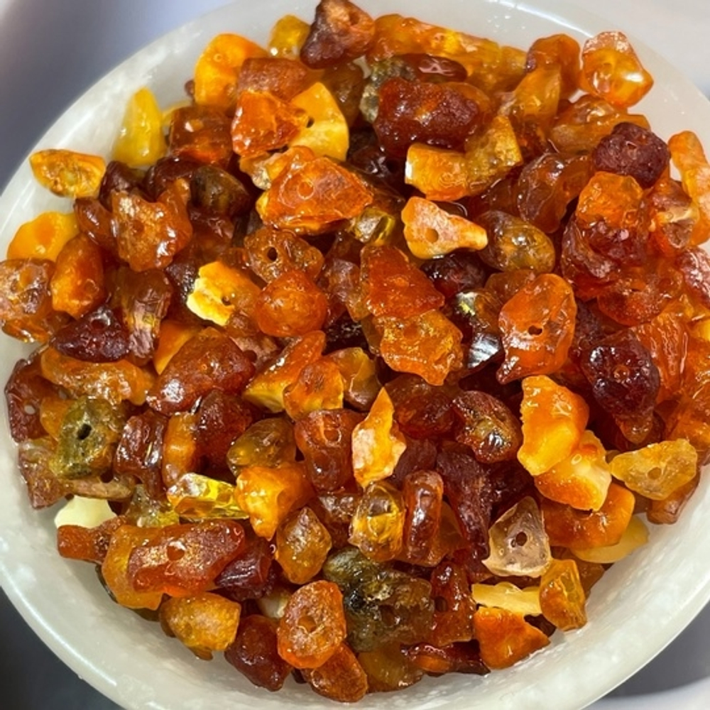 50563 Янтарь Бусина необработанная 5-8мм