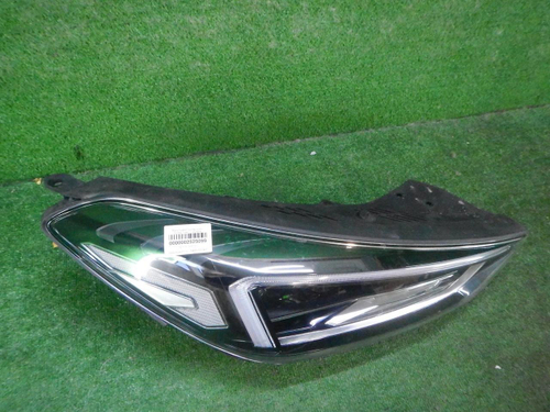 Фара правая Hyundai Tucson 3 (2018-2021) LED
