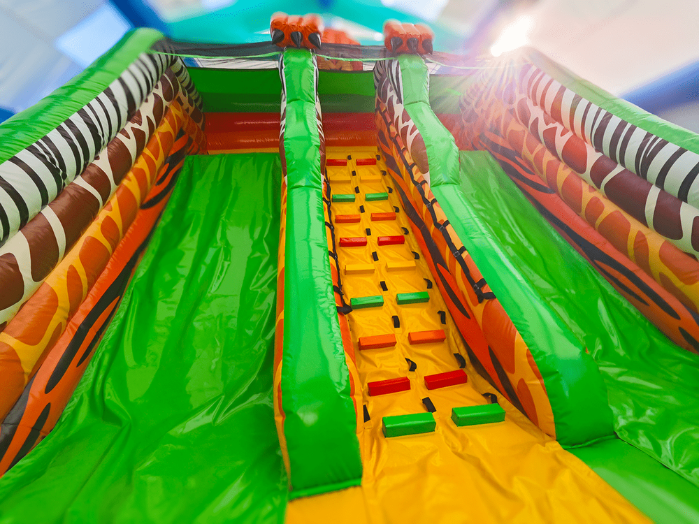 Коммерческий надувной батут «Сафари Ультра», 10*6*6 м