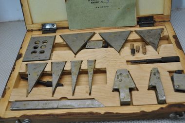 Набор мер угловых призматических