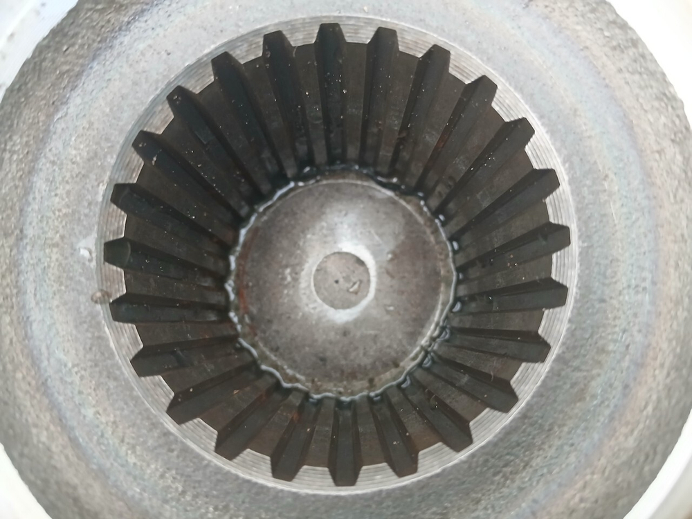 Крышка ступицы задней 2016г