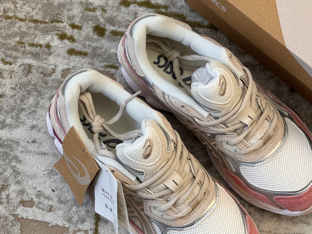 Asics Gel NYC Cream Pink