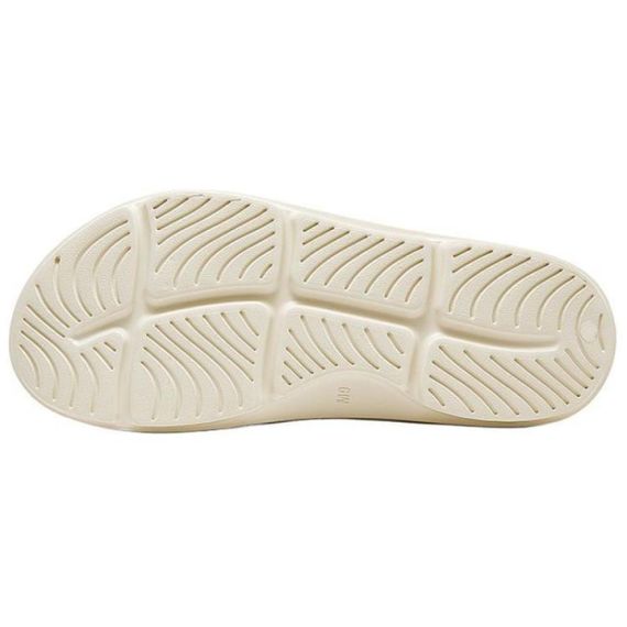 Skechers Relaxed Fit 'Beige'