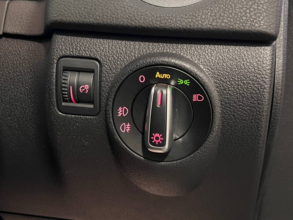 Volkswagen Tiguan, 2013 год