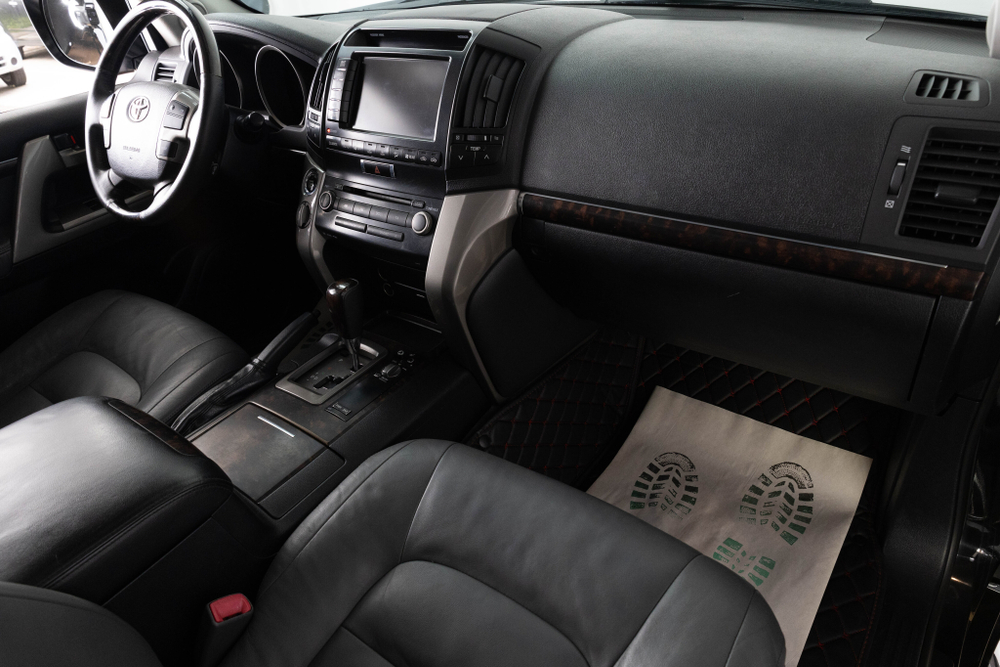 Toyota RAV4, 2020 год