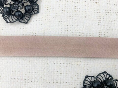 Косая бейка, ш. 2 см, бежево-розовый
