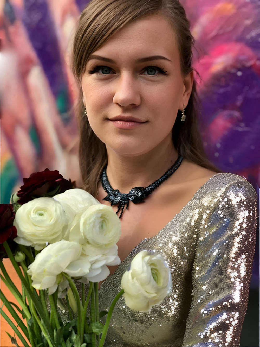 Колье "Бантик" ручной работы из бисера и кристаллов Swarovski