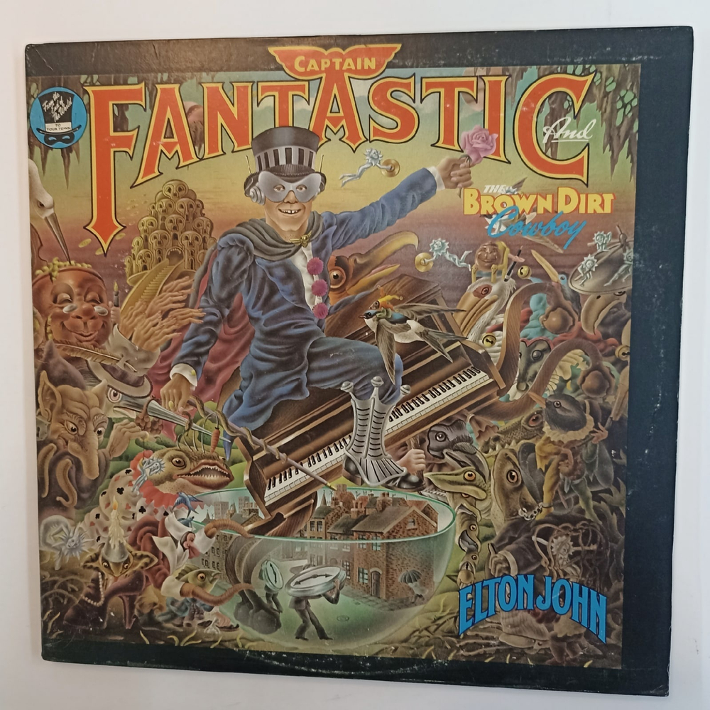 Elton John Captain Fantastic And The Brown Dirt Cowboy (US 1975, два буклета и постер)