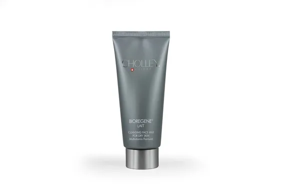 Очищающее молочко для всех типов кожи