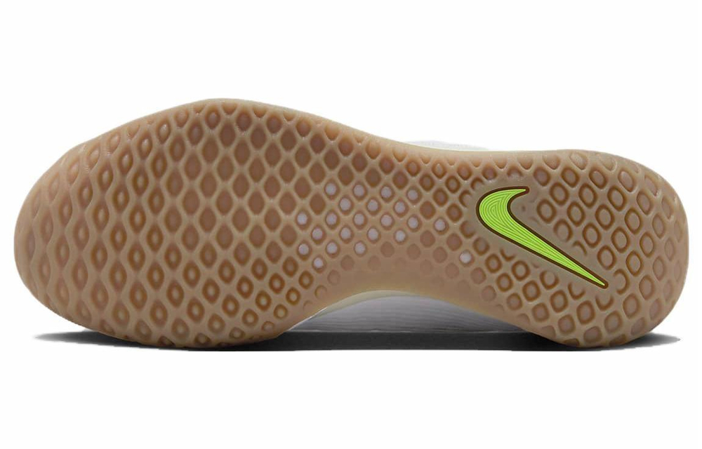 Кроссовки Nike Zoom Court Nxt Hc
