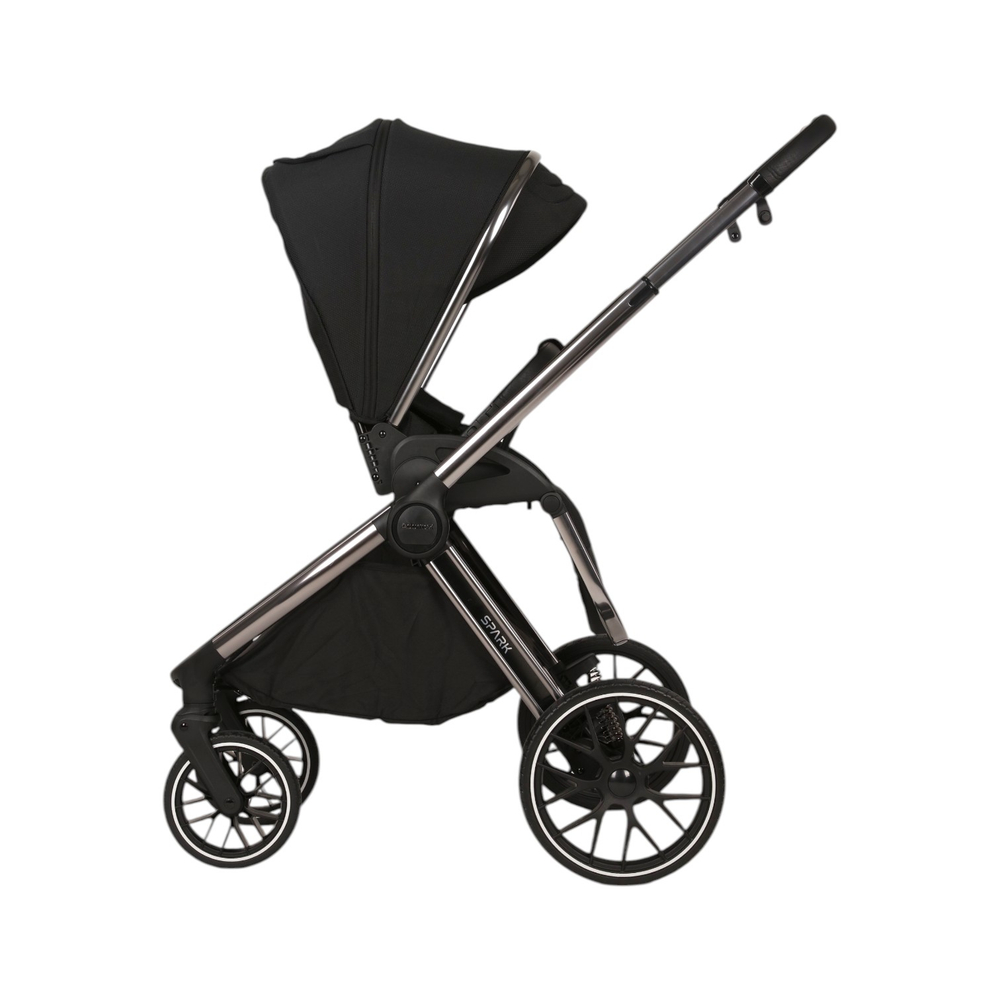 Детская универсальная коляска Adamex Spark SE 2в1 - Carbon Onyx (Черная ткань, хром. рама)