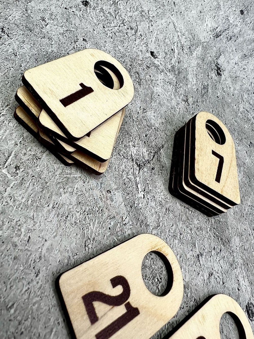 Номерки гардероб дерево