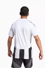 Футболка adidas Striped 24