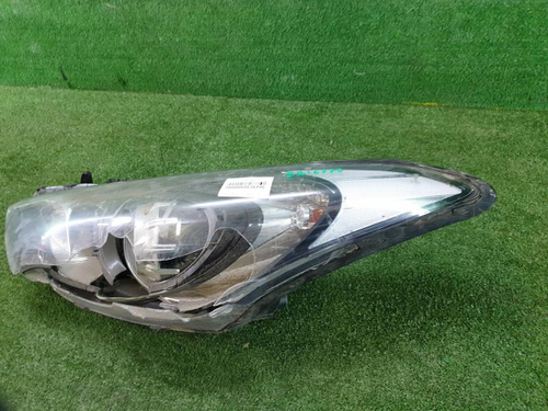 Битая Фара левая Hyundai I30 2 GD (2011-2015) галоген