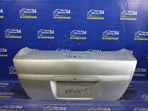 Крышка багажника TOYOTA PRIUS 1998