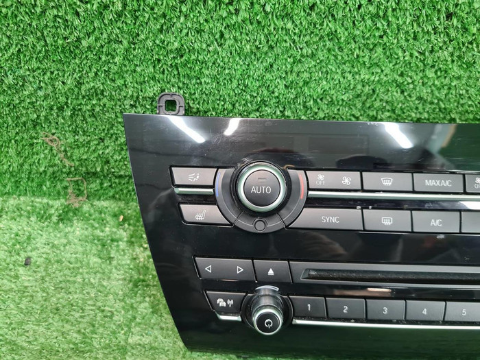 Блок управления климат-контроля BMW X5 F15 (13-18)