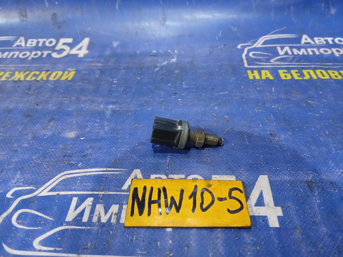 Датчик педали тормоза TOYOTA PRIUS 1998