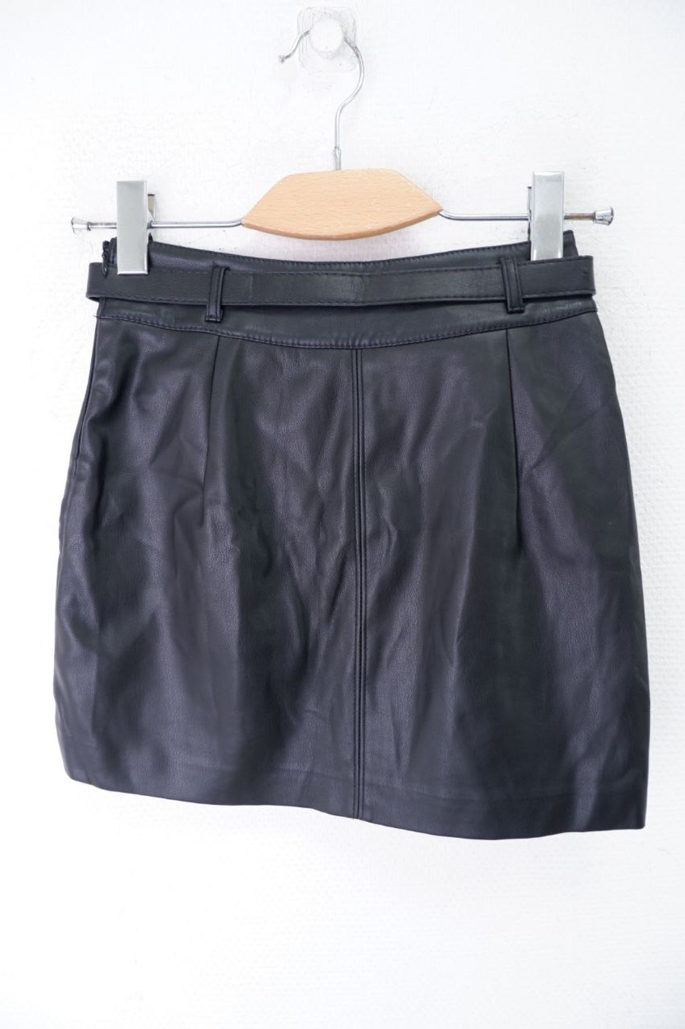 Юбка Bershka "под кожу" 42 размер