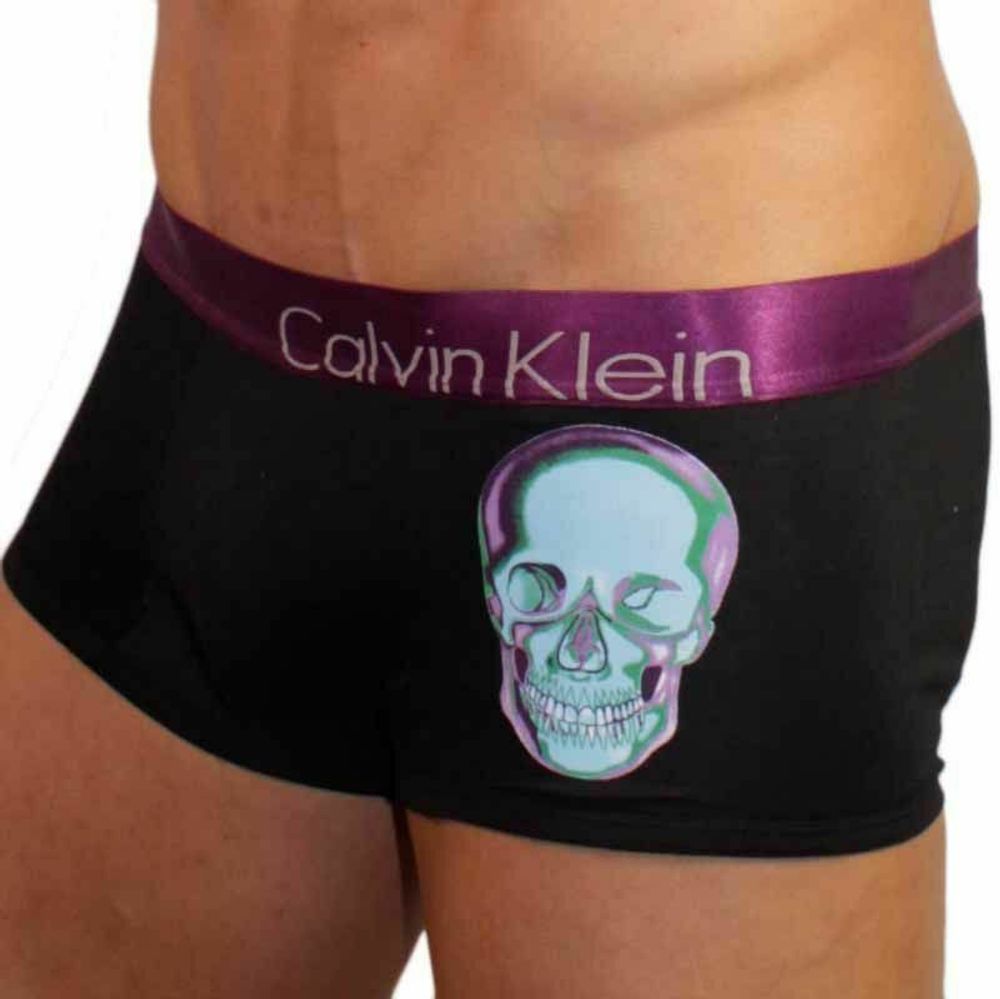 Мужские трусы хипсы черные с черепом Calvin Klein Boxer Black