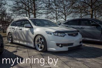 Бампер передний Mygen для Honda Accord 8