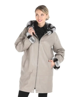 Женское пальто из натуральной кожи  с капюшоном двустороннее