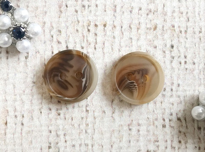 Пуговицы костюмные, d 1,5 см