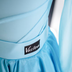 платье со шнурами