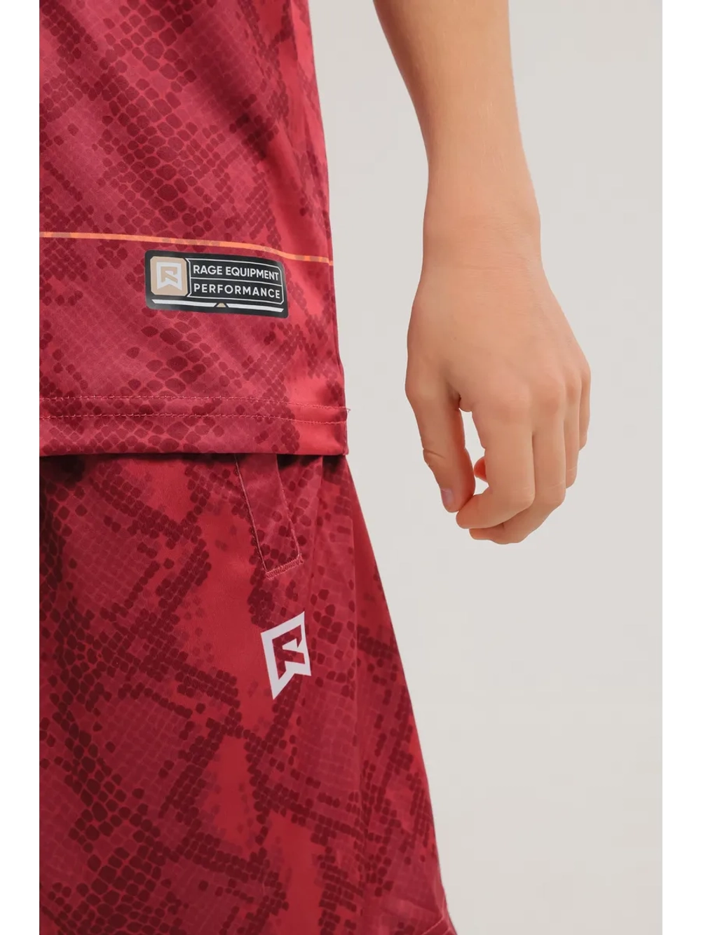 Детский спортивный костюм шорты и футболка для тренировок