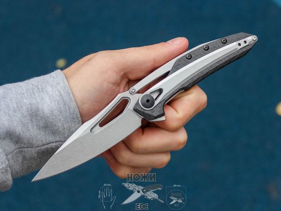 Складной нож Zero Tolerance 0990 c клинком из стали CPM-20CV, рукоять карбон