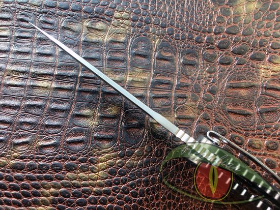 Складной нож Reptilian Вояж-02 черный c клинком из стали D2, рукоять G10