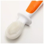 2849329 Набор детских зубных щёток-массажеров (силикон/нейлон), с ограничителем, цвет оранжевый