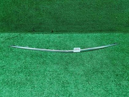 Молдинг переднего бампера Mercedes A W176 (15-18)