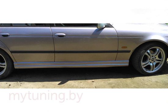 Накладки на пороги V.1 для BMW 5 E39 1995-2004 sedan